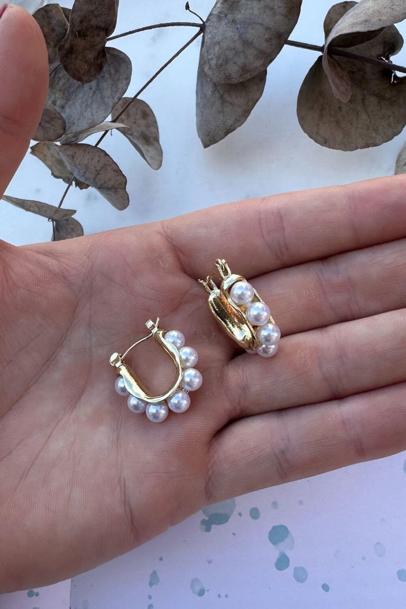BoElle Mini Pearl Hoop Earrings