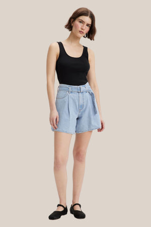 Levi Belted Short