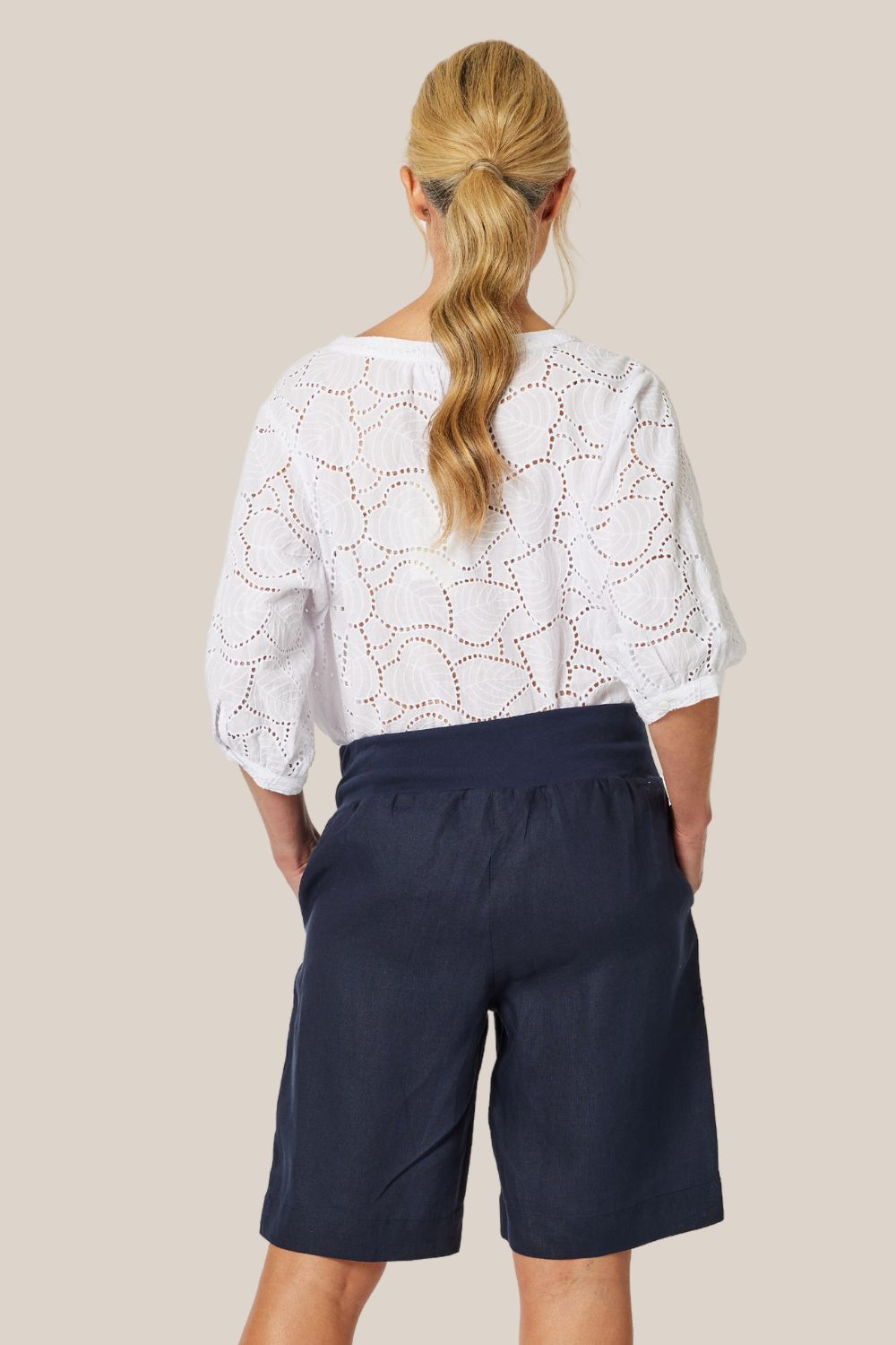 Gordon Smith Jersey Waist Linen Short