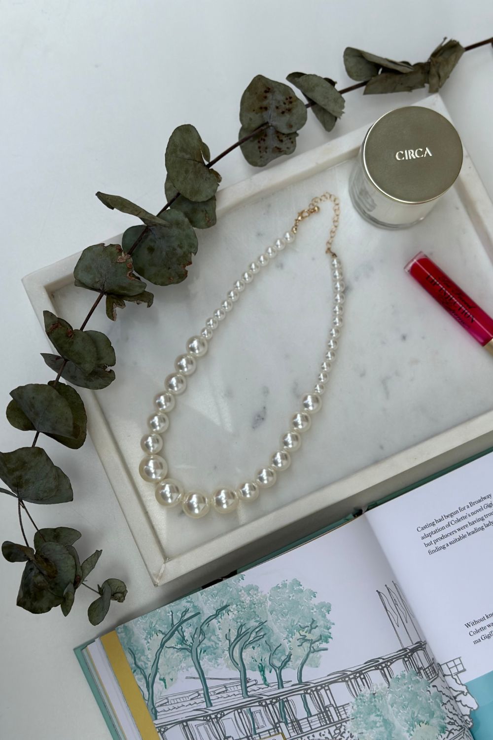 Boelle Elegant Pearl Necklace