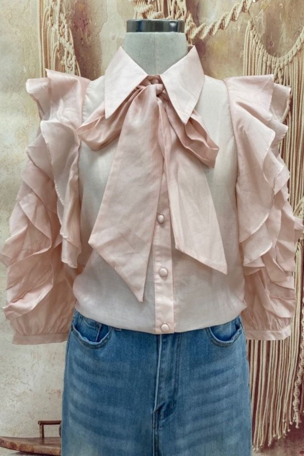 Lara Frill Sleeve Blouse