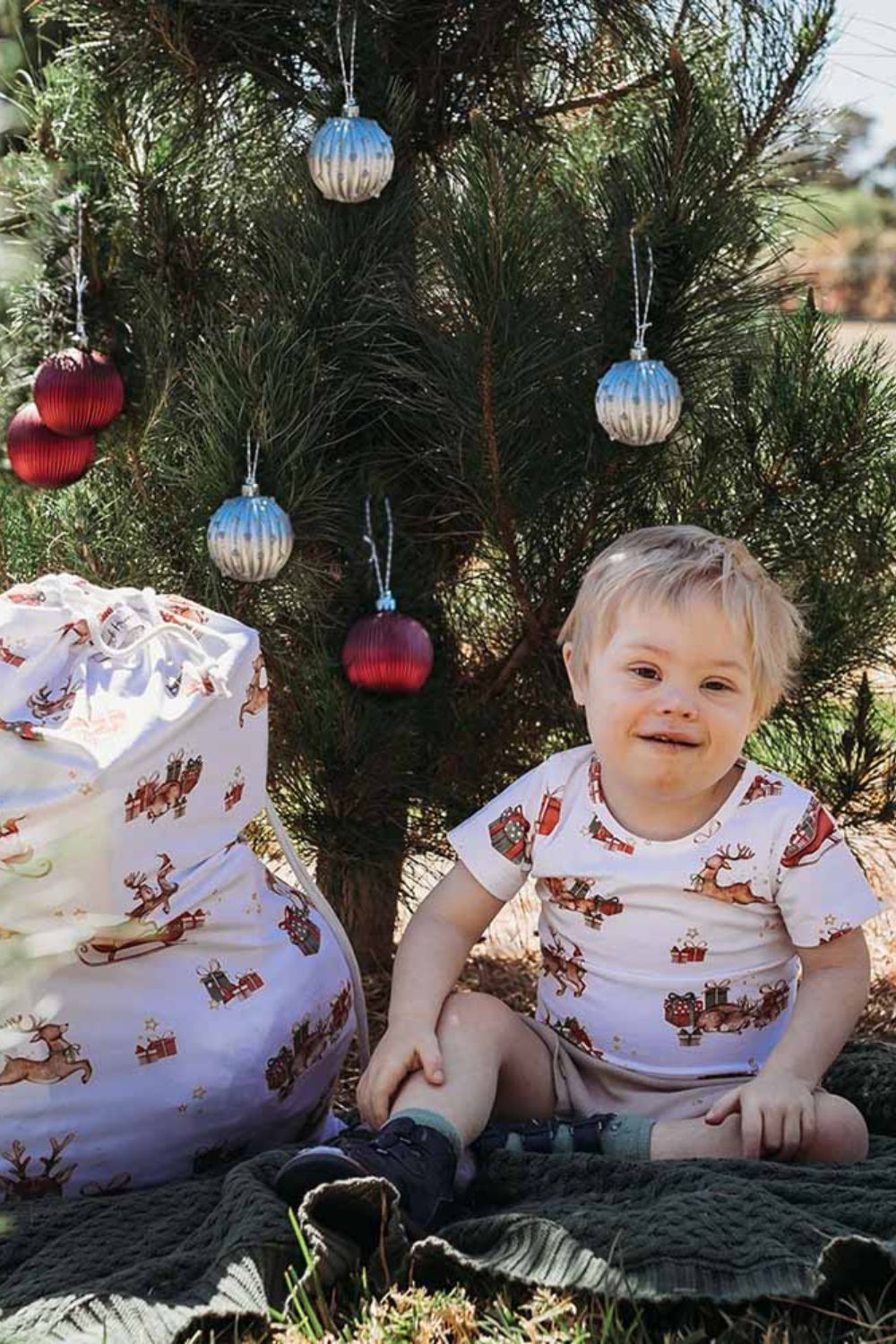 Snuggle Hunny Reindeer Organic T-Shirt