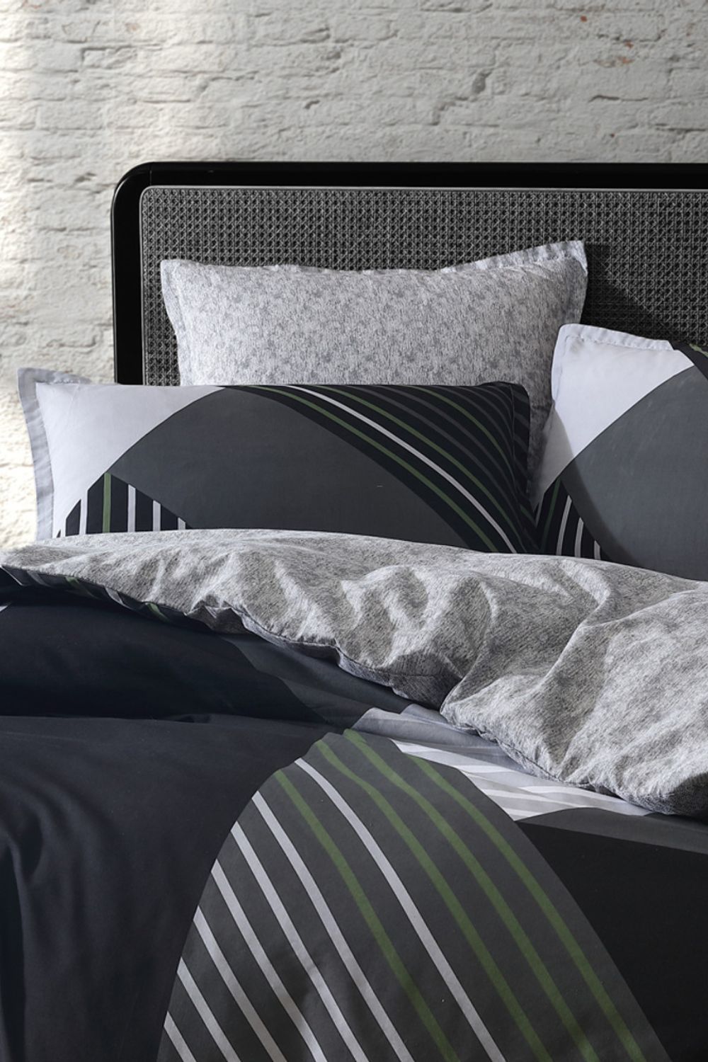 Logan & Mason Noah Quilt Cover Set - Queen