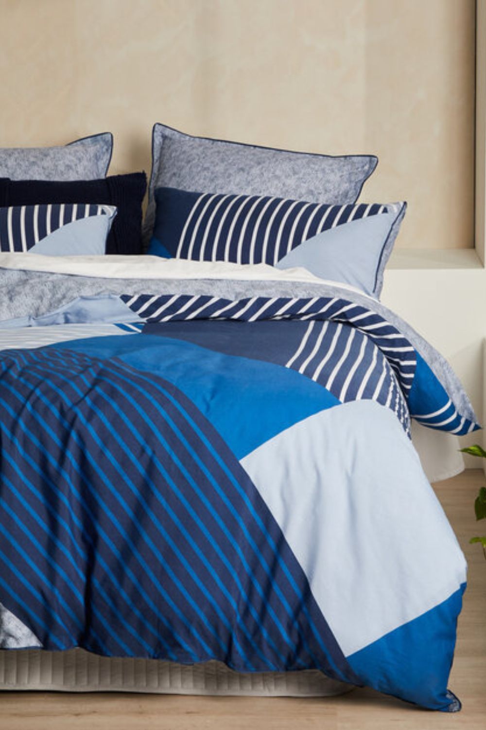 Logan & Mason Noah Atlantic Quilt Cover Set- King