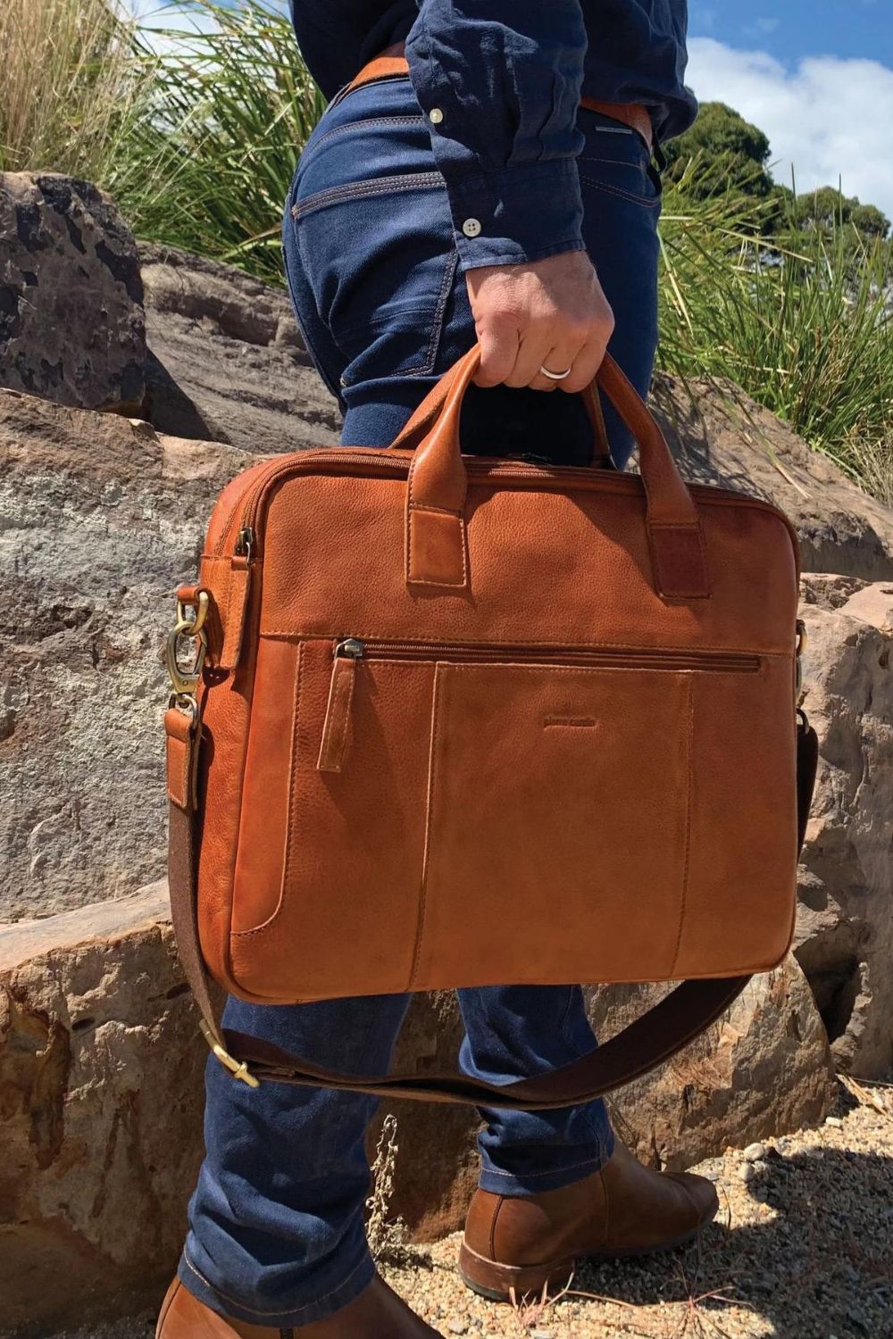 Pierre Cardin Rustic Leather Computer Bag