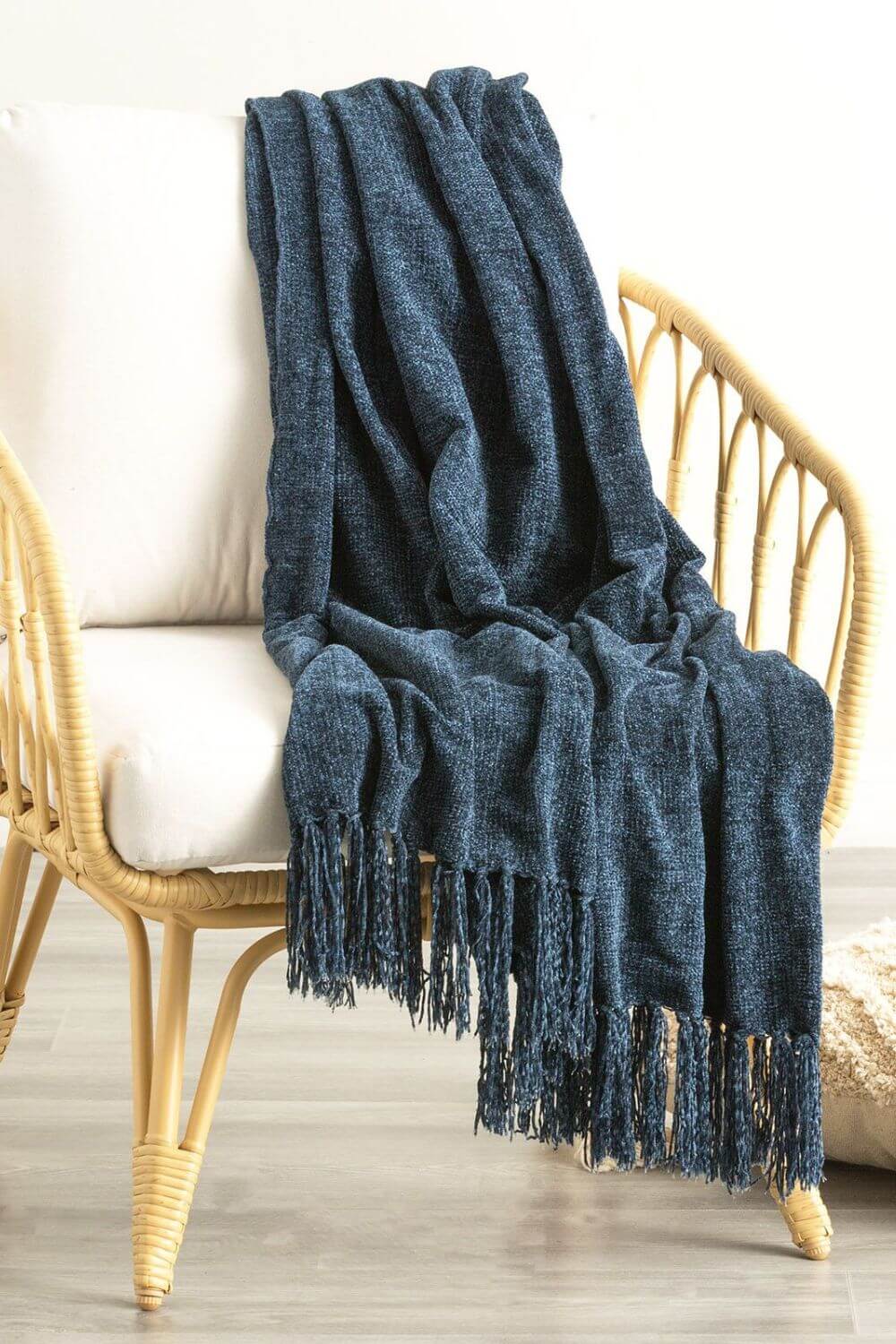 Renee Taylor Newland Chenille Throw 130 x 170cm