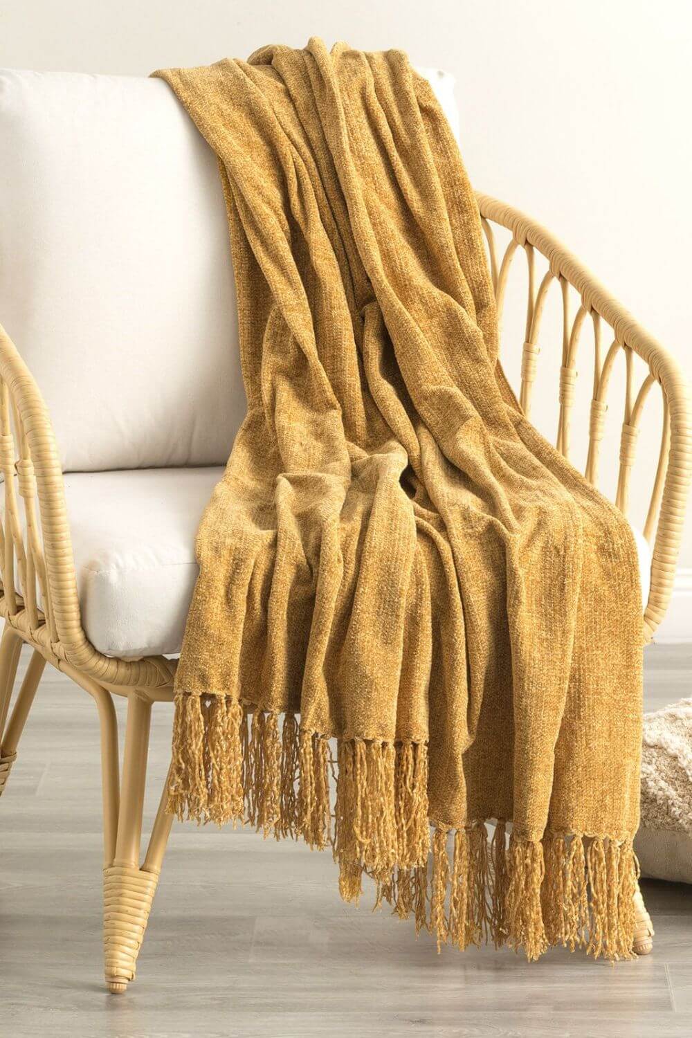 Renee Taylor Newland Chenille Throw 130 x 170cm