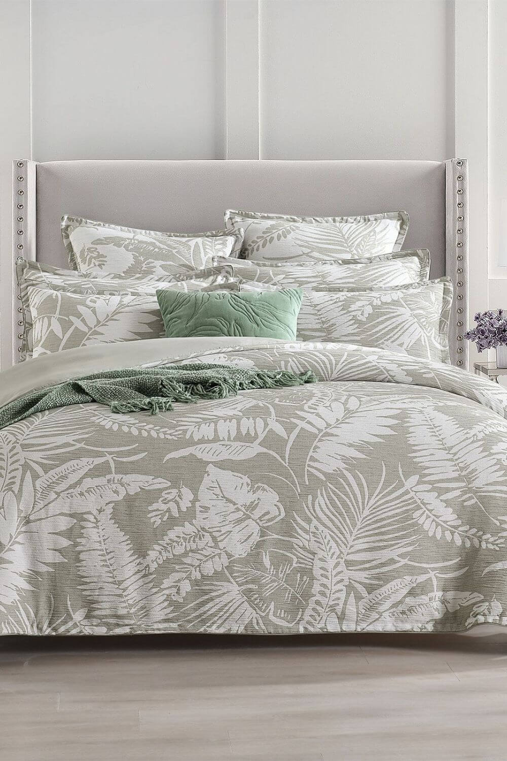 Renee Taylor Palm Tree Jacquard Quilt Cover Set - King