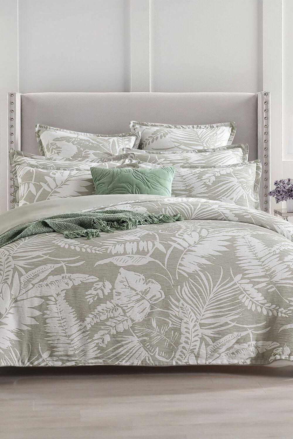 Renee Taylor Palm Tree Jacquard Quilt Cover Set - Queen