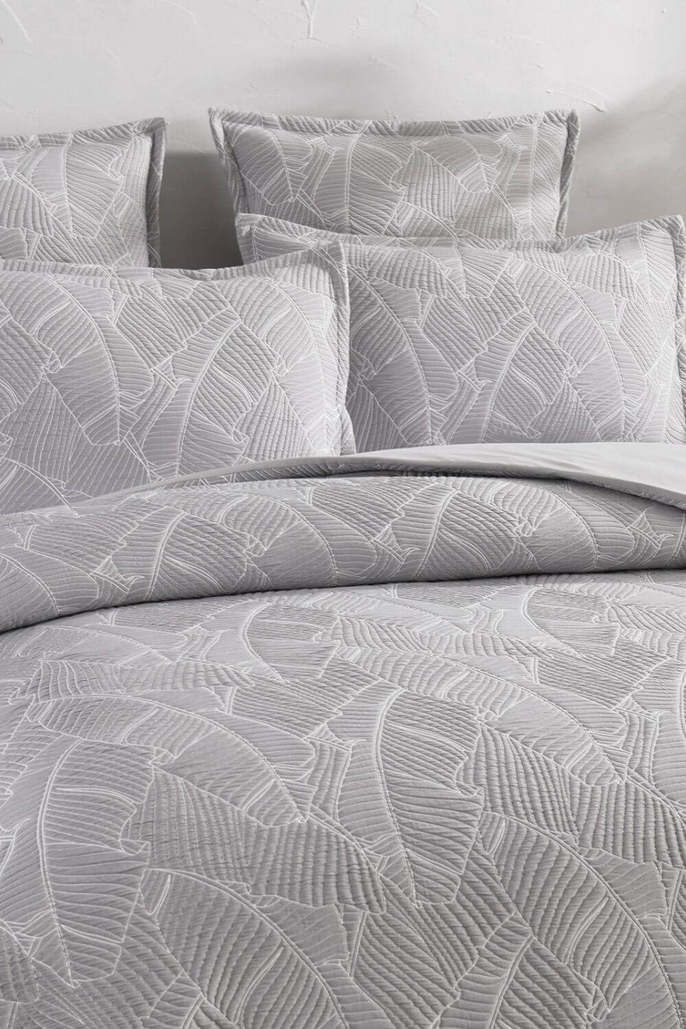 Renee Taylor Bengali Jacquard Quilt Cover Set - Queen