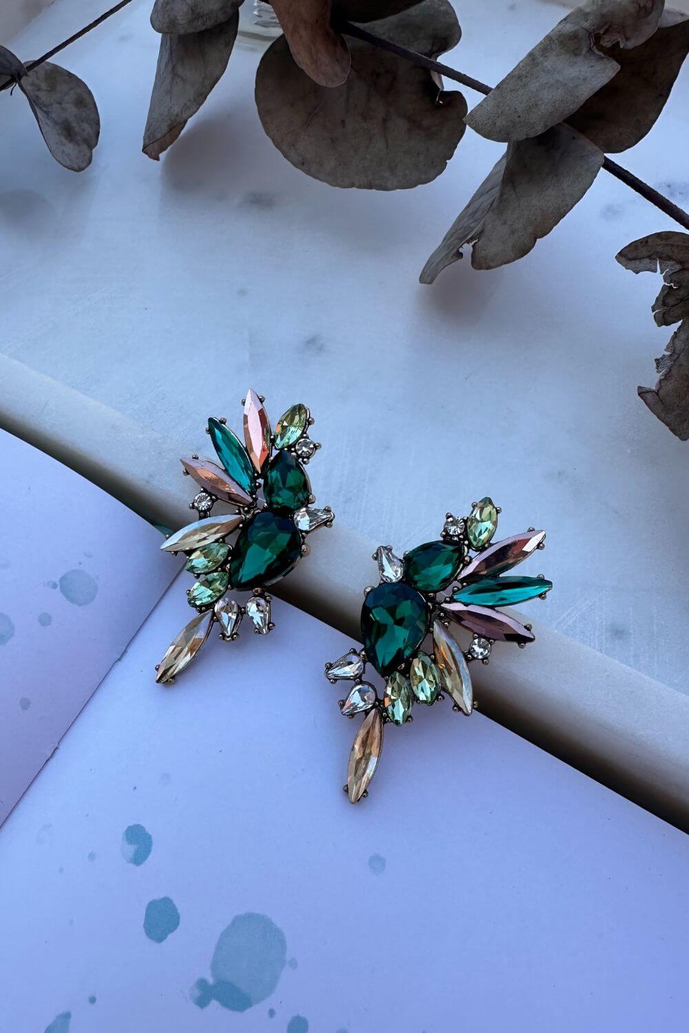 BoElle Rhinestone Design Stud Earrings