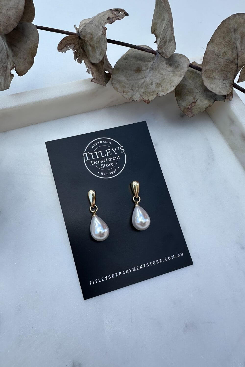 BoElle Elegant Pearl Drop Earrings