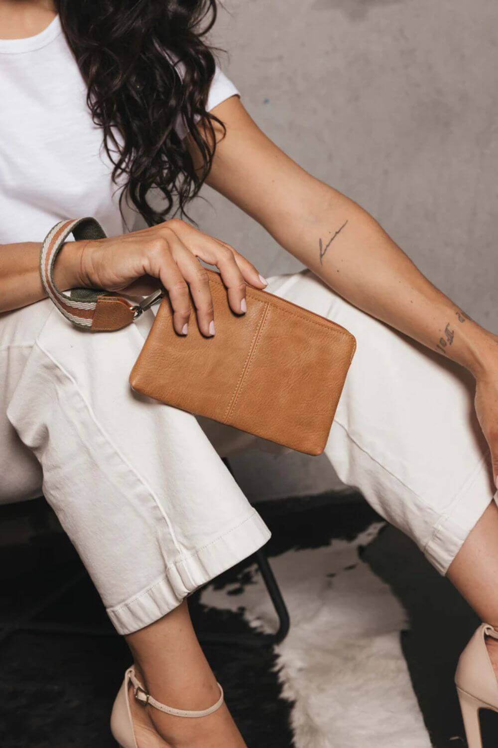 Black Caviar Lylah Pouch