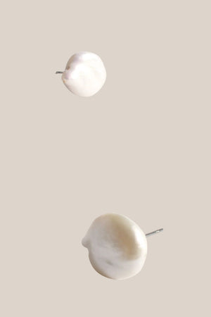 Adorne Everyday Freshwater Button