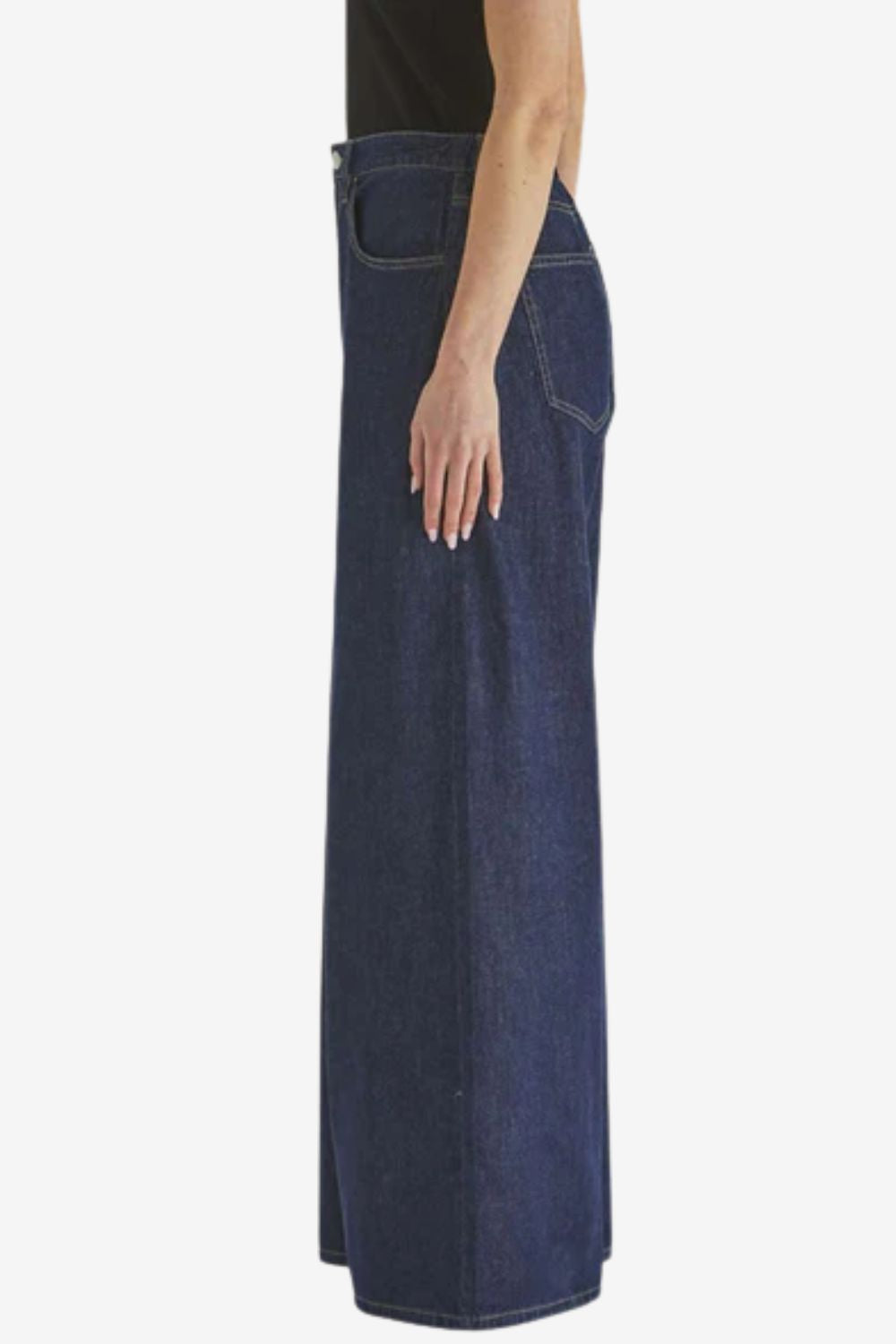 Fate + Becker Soaring Jean