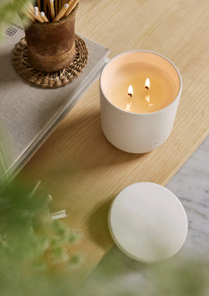 Circa Cotton Flower & Freesia Candle 300g