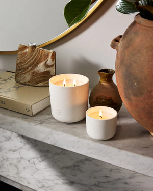 Circa Cotton Flower & Freesia Candle 70g