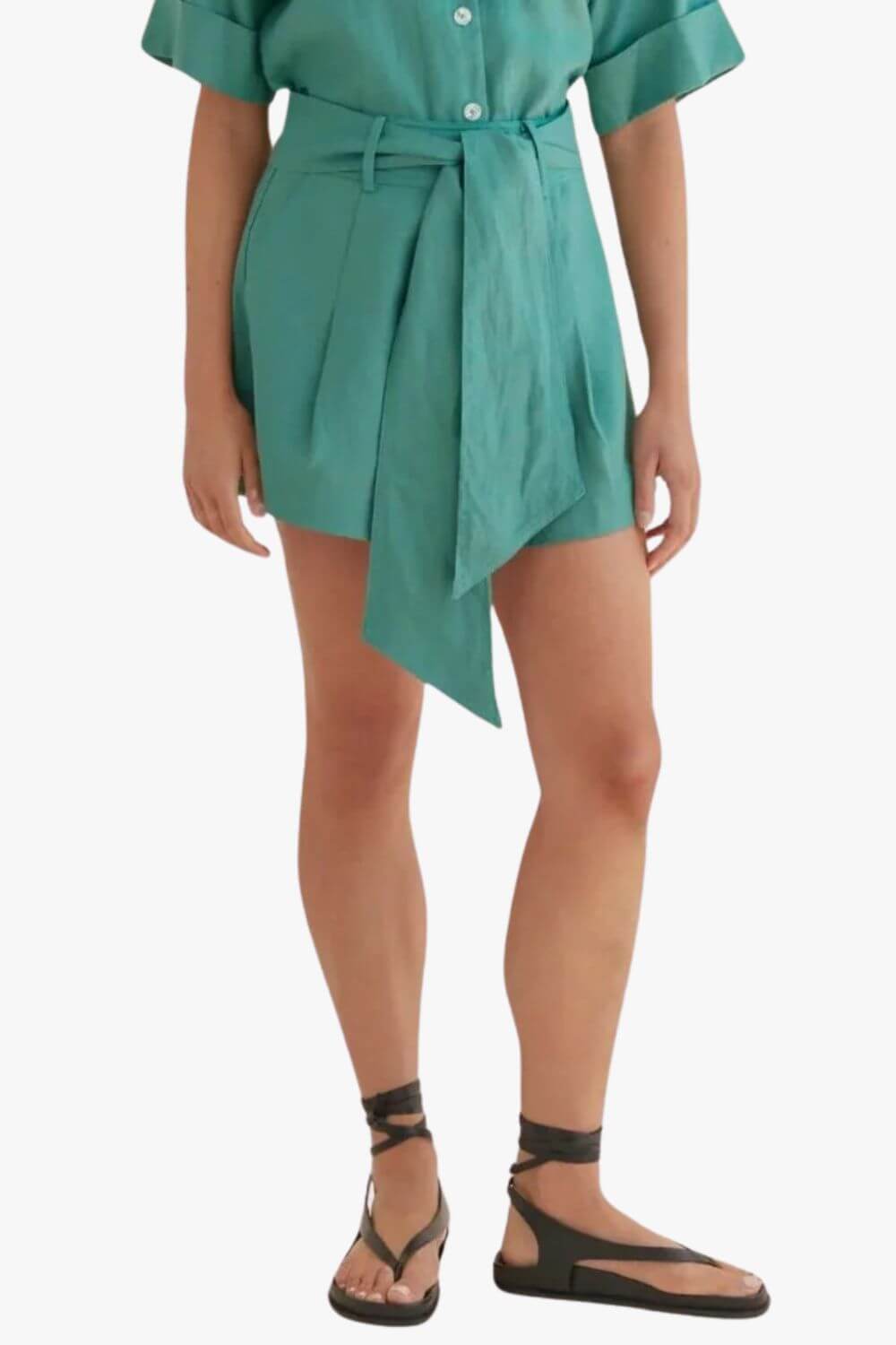 Amelius Maelle Belted Linen Short