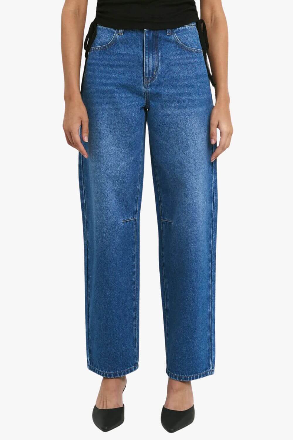 Berlin Signature Blue Mid Barrel Leg Jean