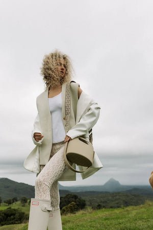 Nim The Label Shoulder Strap