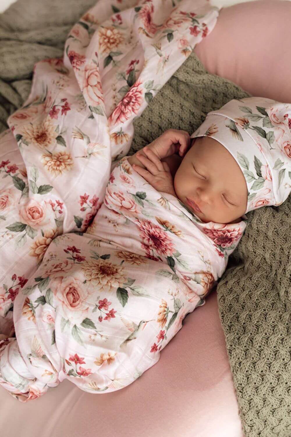 Snuggle Hunny Birds & Blooms Organic Muslin Wrap