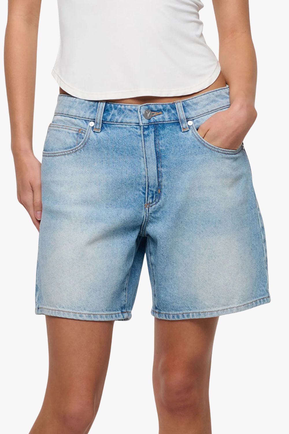Abrand 95 Relaxed Karlie Short Recycled