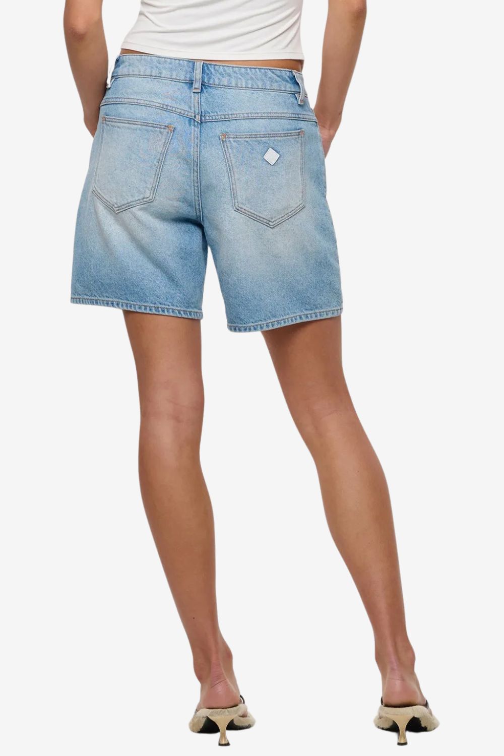 Abrand 95 Relaxed Karlie Short Recycled