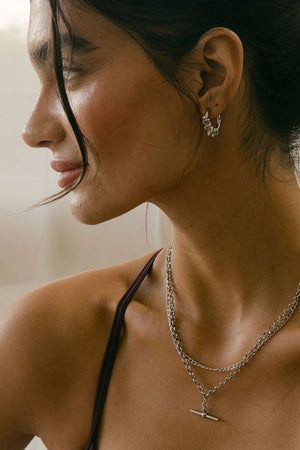 Milla Hart Mea Huggie Earring