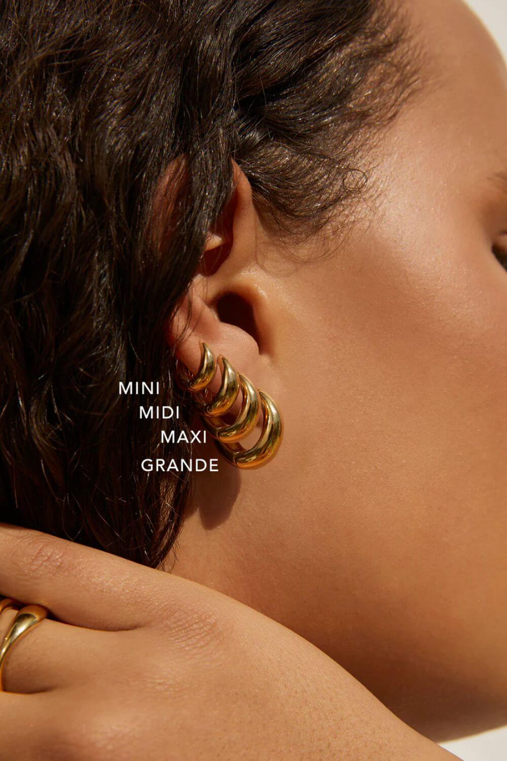 Arms of Eve Max Gold Earrings Maxi