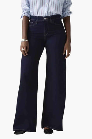 Levis Womens 318 Shaping Wide Leg Jean