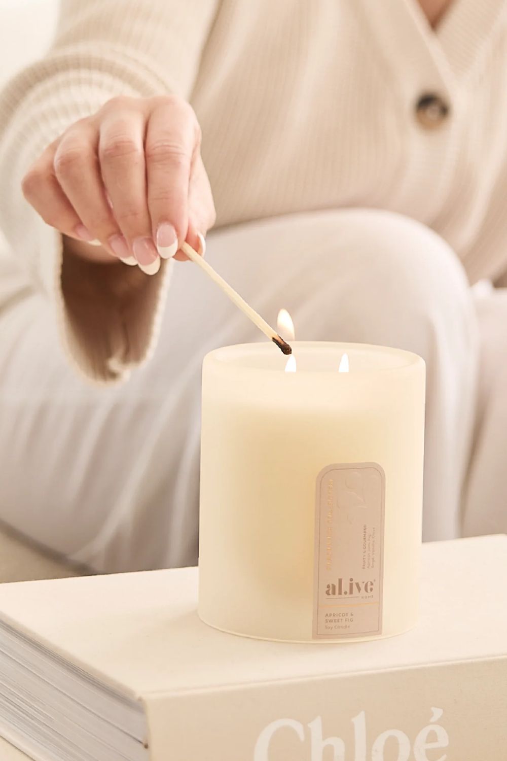 Al.ive Soy Candle - Apricot & Sweet Fig