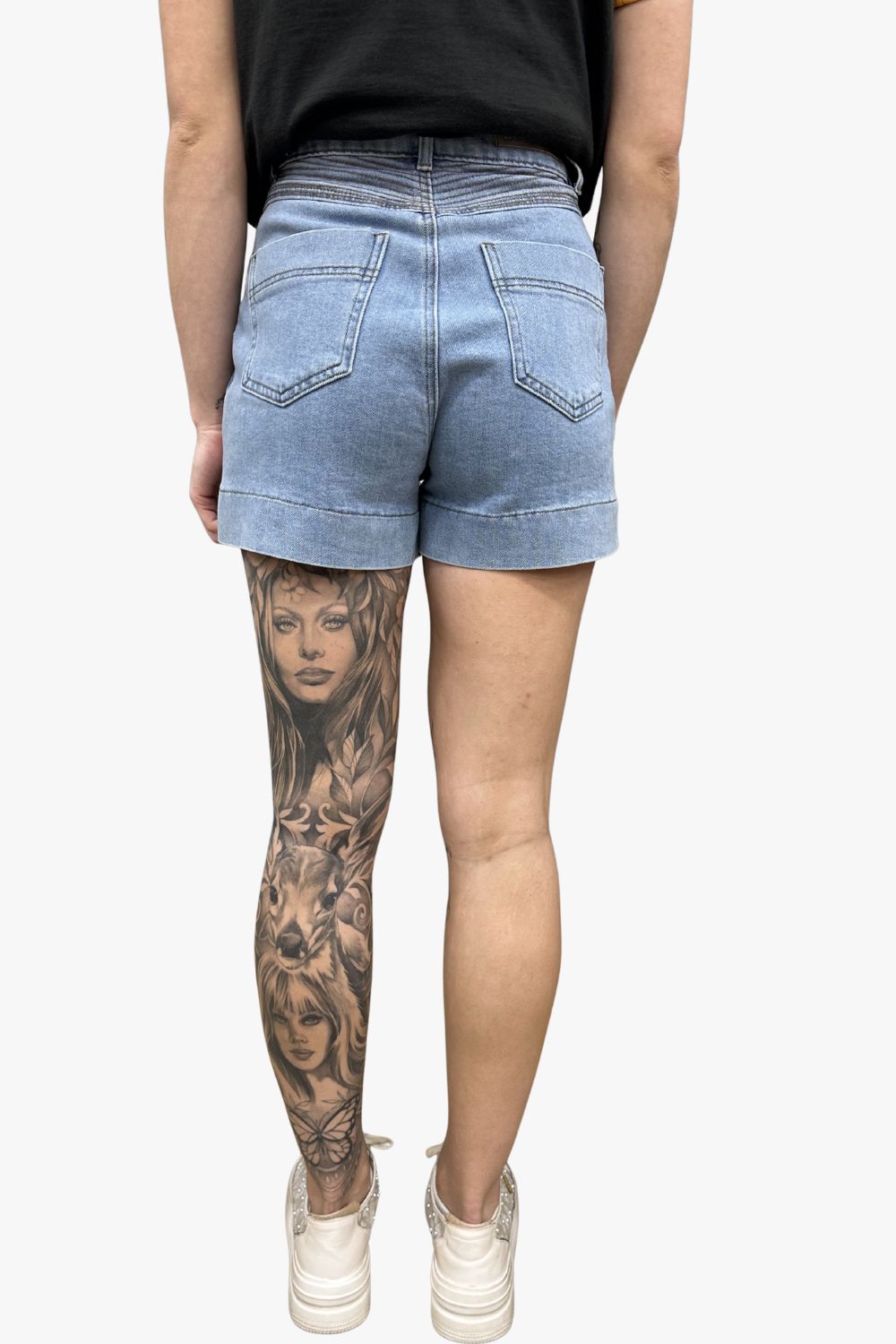 CD Detailed Flip Pocket Short