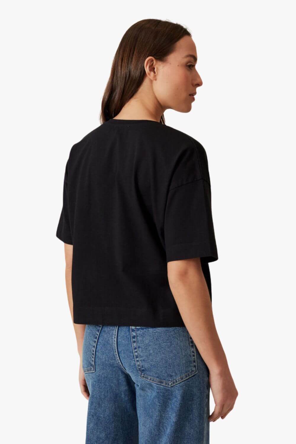 Ceres Life Boxy V Neck Tee