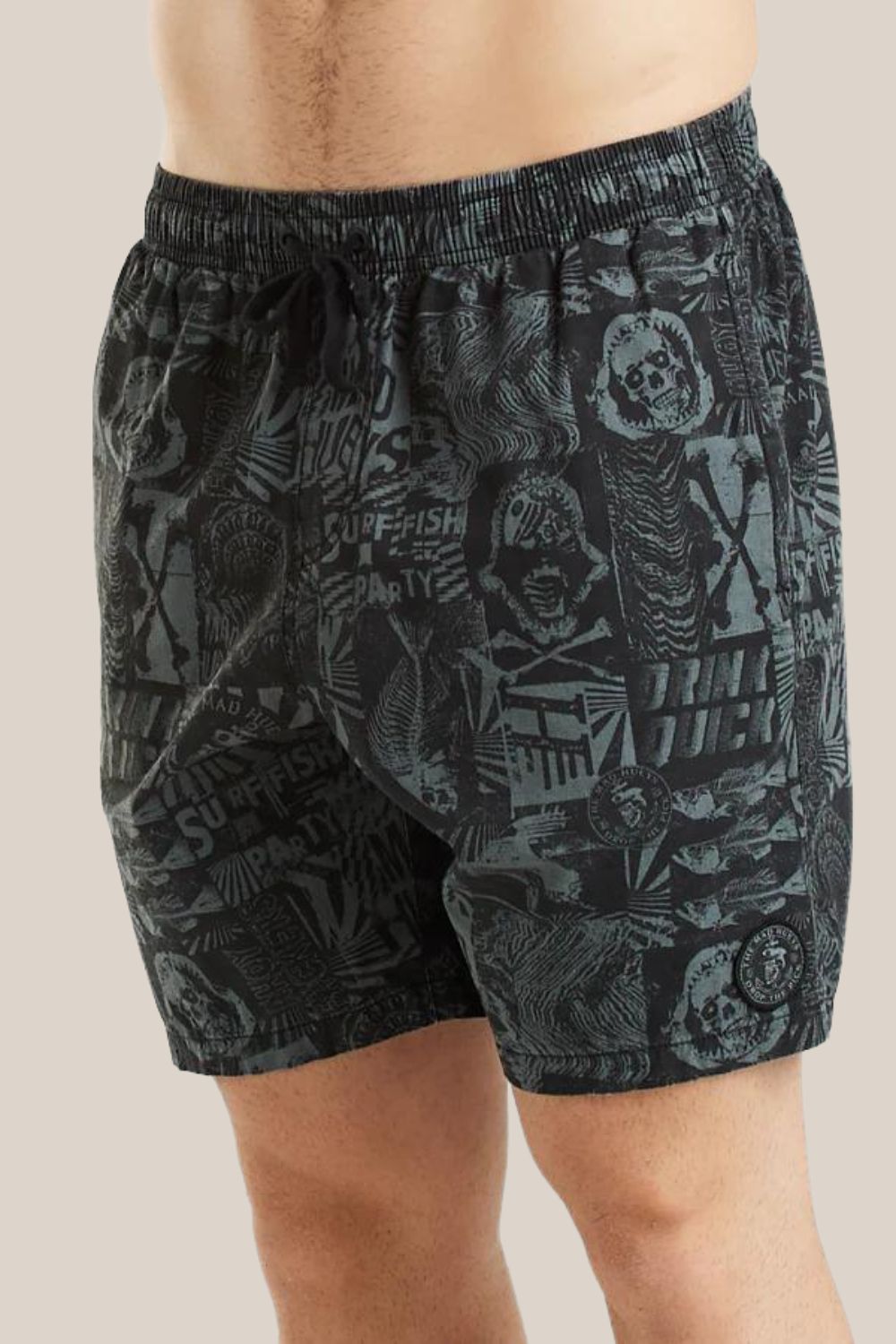 The Mad Hueys Drink Quick Volley Short