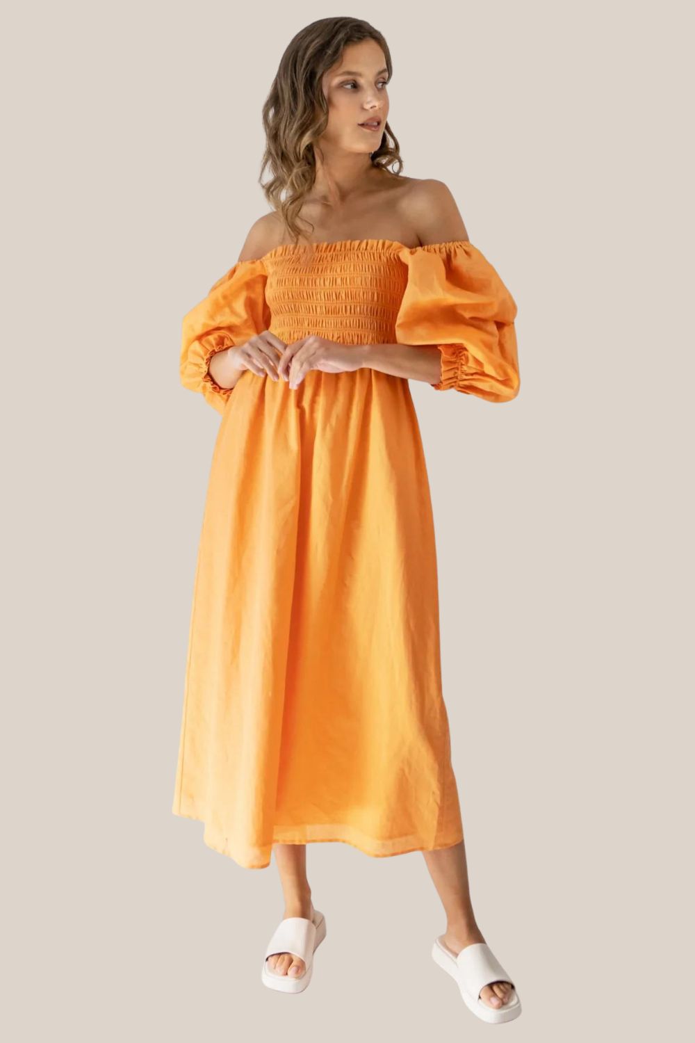 Lakeyo Long Sleeve Midi Dress