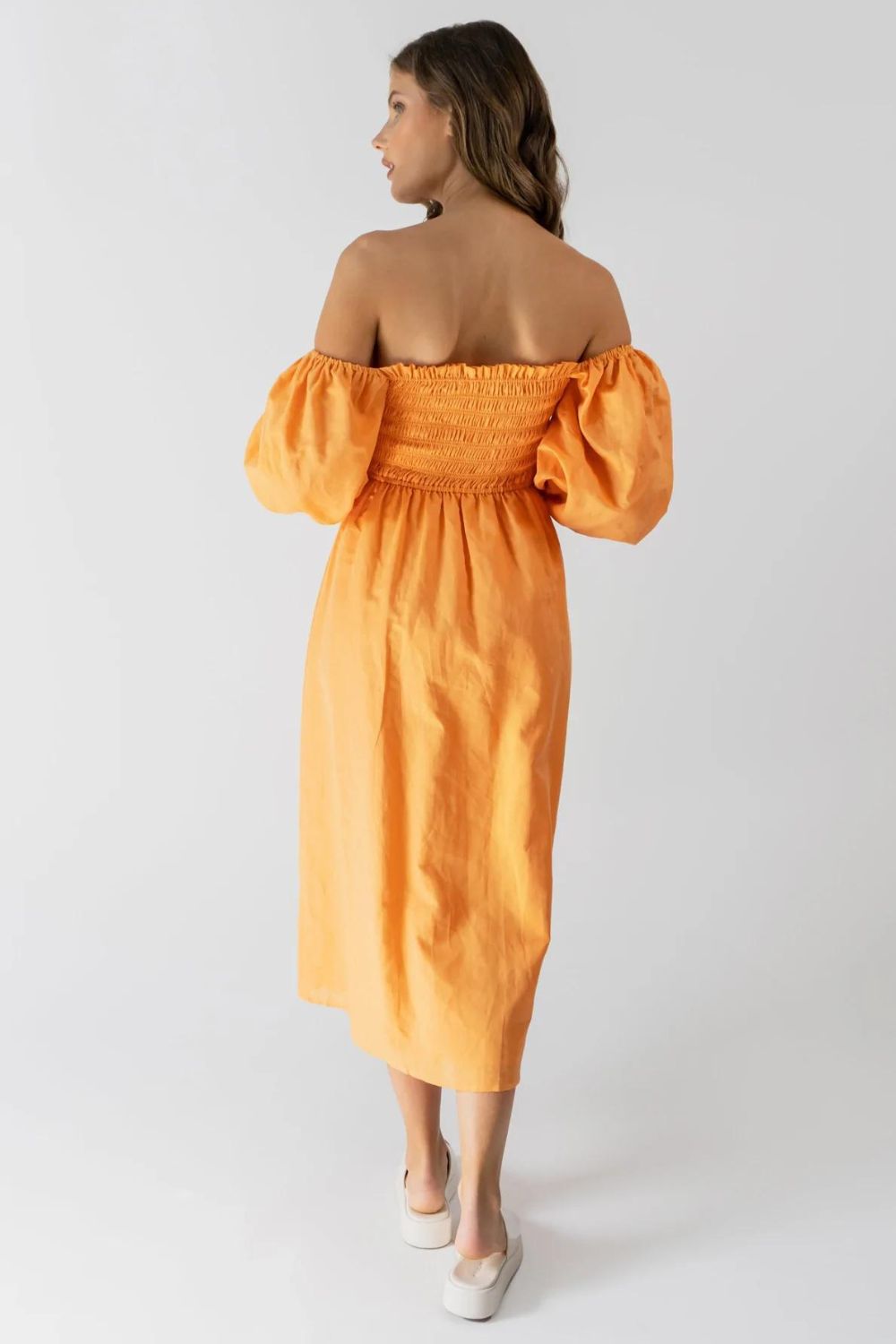 Lakeyo Long Sleeve Midi Dress