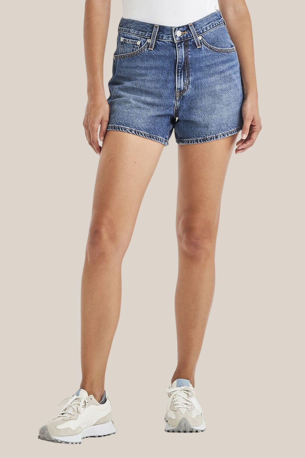Levi Womens 80s Mom Shorts