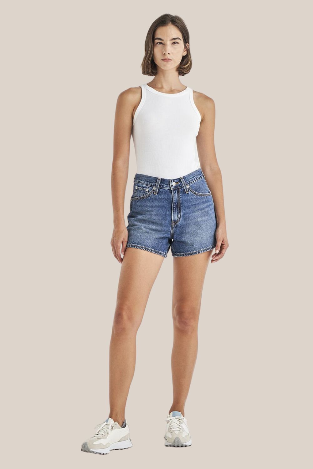 Levi Womens 80s Mom Shorts
