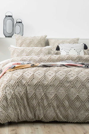 Park Avenue Medallion Cotton Vintage Washed Tuffted Quilt cover Set - King