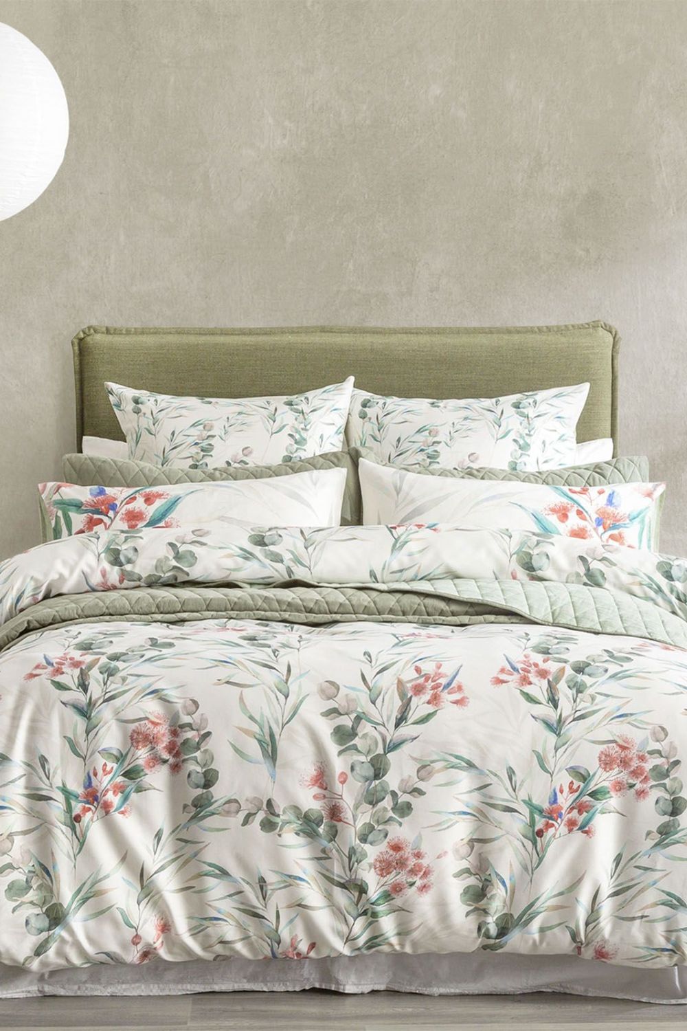 Renee Taylor 300 TC Gum Blossom Quilt Cover Set - Queen