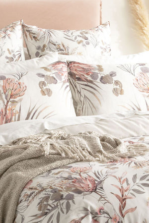 Renee Taylor 300 TC Cotton Reversible Printed Waratah Frost Quilt Cover Set - Queen