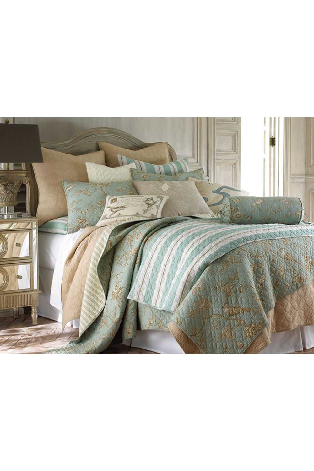 Classic Quilts Lyon Quilt - Queen