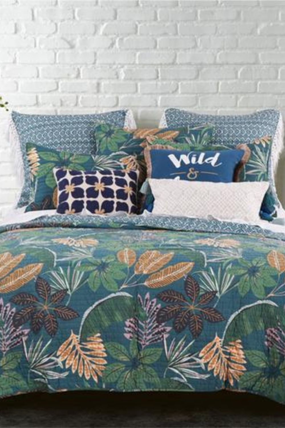 Classic Quilts Beckett Quilt - Queen